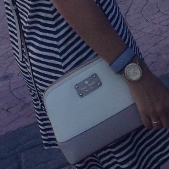 Kate spade crossbody - Picture 2 of 2